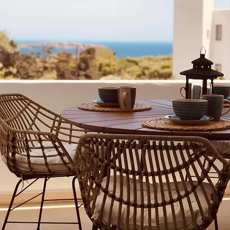 κατικία דירה